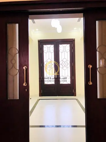 فيلا للبيع في الحوشي الشارقة قرب جسر الحوشي | 4,844 قدم² | 3 غرف ماستر | مجلسين | 2.9 مليون