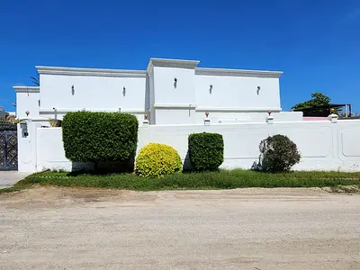 Villa for sale in Al Qadisiyah area, second plot from the main road.