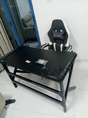 Brand New gaming Table and gaming chairs available