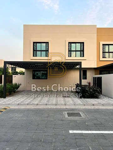 luxury 3BR villa +maid for sale brand new