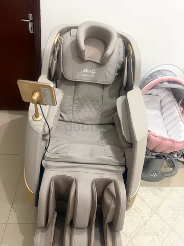 Osaki-style full-body massage chair in good condition