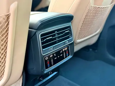 صورة مصغرة 11 لـ 2023 AUDI Q8