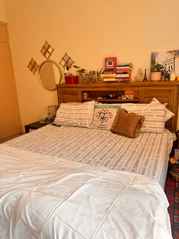 Homecenter king size bed and mattress for sale