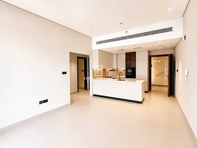 LUXURY LIVING | BIG LAYOUT | PRIME LOCATION