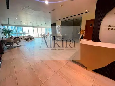 READY BUSINESS CENTER | 68 OFFICES | CANAL VIEWS
