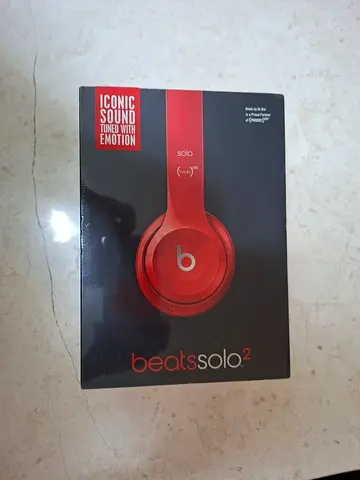 BRAND NEW Beats Solo 2 Wireless Headphones