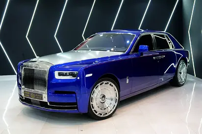 2018 Phantom VIII, Bespoke Audio, Rear Entertainment, Brushed Steel Bonnet, GCC Specs!!