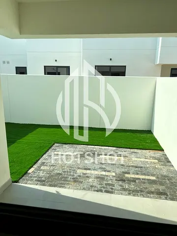 Single Row | Ideal Family Home | Ready Soon