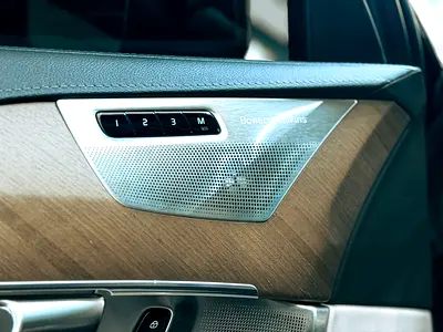 2020 Volvo XC90 thumbnail 18
