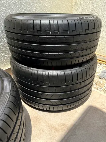Pirelli Porsche 911 Tyres in great condition
