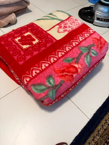 Warm Floral Red Fleece Blanket - Good Condition