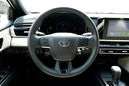 صورة 9 لـ 2026 Toyota CAMRY