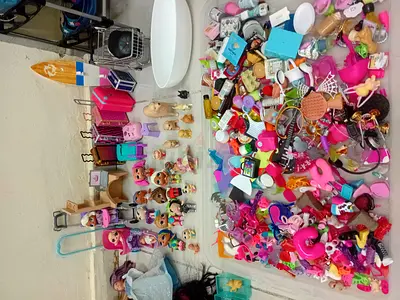Girls dols and toys