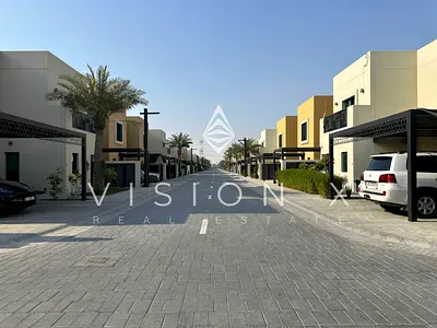 Brand New Townhouse | Ready to Move | Green View