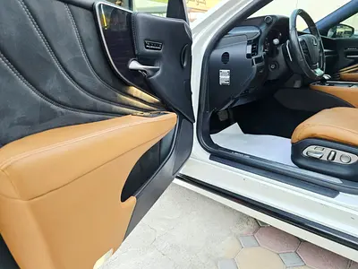 2020 Lexus LS-SERIES thumbnail 15