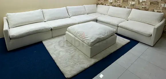 Selling feather 🪶 filled sofa