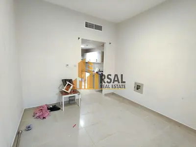 Super Spacious Studio//Ready to Move//Road Side//Close To Glaxy Supermarket