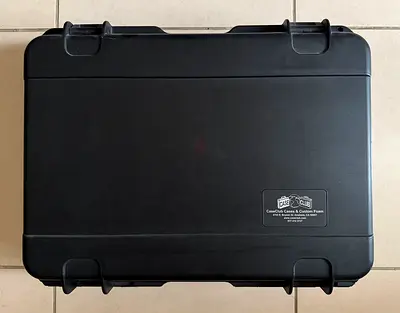 Case Club 18 watch travel case