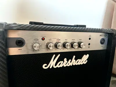 Marshall Amp - Guitar and Phone