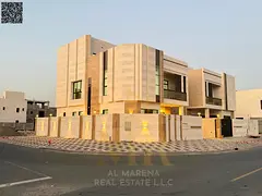 Take advantage of this opportunity and get a corner villa in a strategic location, with two floors a