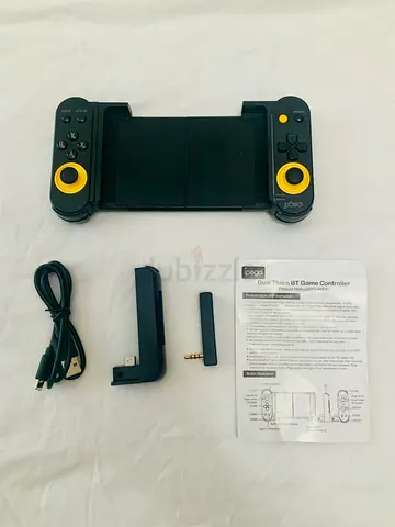 Telescopic Bluetooth Mobile Game Controller with all accessories