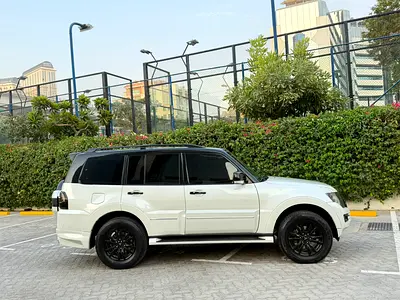 Mitsubishi Pajero Signature Edition, миниатюра 4