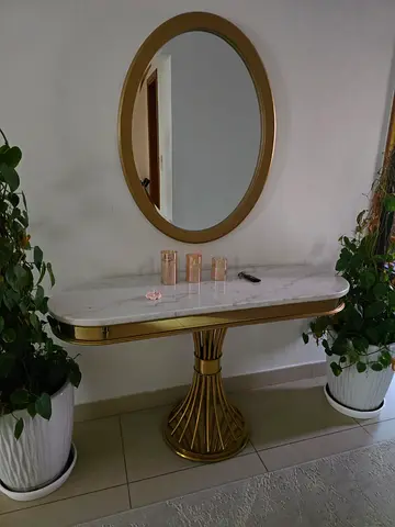Marble-top Gold Console Table with Round Wall Mirror - Excellent Condition