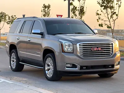 2019 GMC YUKON — фото 3