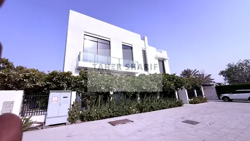 Grand 5BR Villa | Private Garden | Ready to Move In