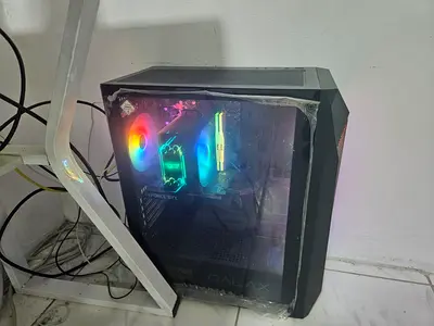 Gaming pc and monitor with all accessories