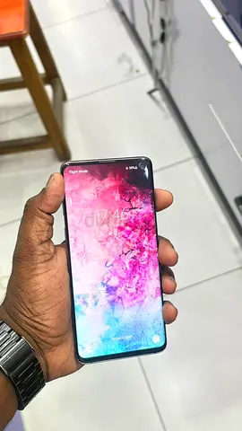 Samsung Galaxy S10 (Black) - Good Condition,