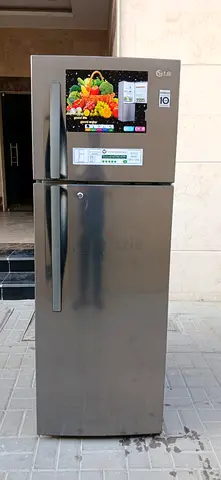 LG inverter Refrigerator medium size perfect cooling