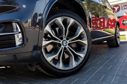 2017 BMW X5 — миниатюра 10