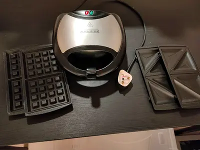 black+decker toaster