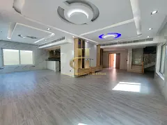 Single Row | Corner Unit | Newly Upgraded |
