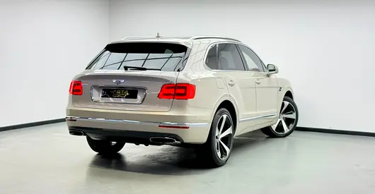 2017 Bentley BENTAYGA — фото 4