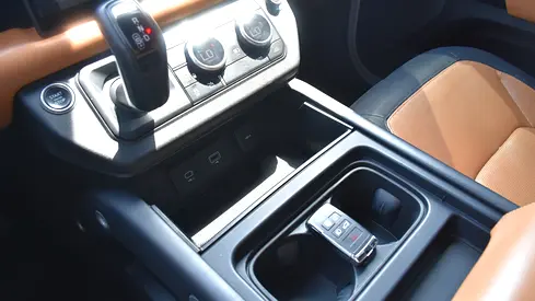 Land Rover Defender 110 X-Dynamic SE P400, миниатюра 8