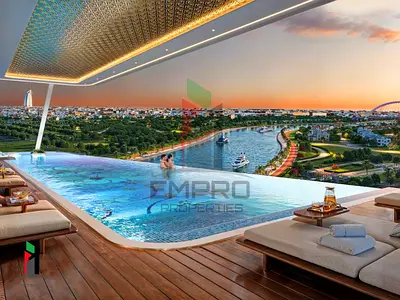 Private pool l Convertible Kitchen l Canal View