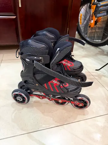 Adjustable Inline Rollerblades - Size 35-38 Adjustable Kids(Black/Red)
