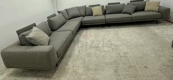 Brand new condition Natuzzi brand corner sofa