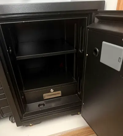 Used 90 KG Digital & Fire Proof Heavy Duty Office Safe