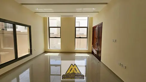 4BR villa for sale in Al Yasmeen, Ajman, 5 baths, majlis, closed kitchen, 3,100 sqft, rented AED 95