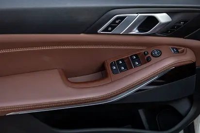 BMW X5 xDrive40i, миниатюра 3