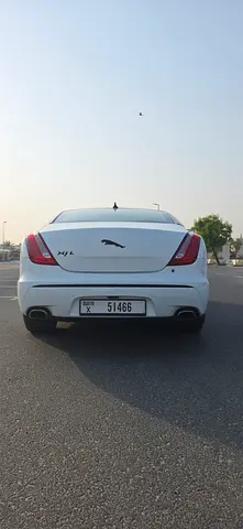 صورة 6 لـ 2013 Jaguar XJ