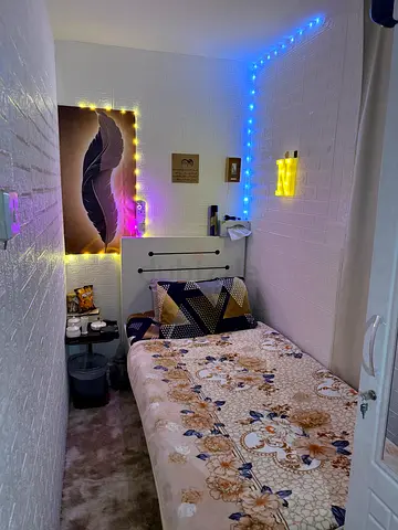 مساحة غرفة مع قاطع