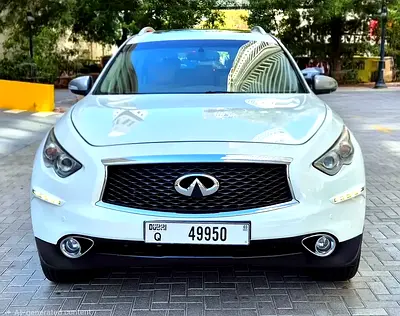 2017 Infiniti QX70 — фото 5