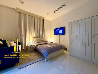 للإيجار الشهري بعجمان – شقه استوديو مع مطبخ شبه منفصل, باطلاله مفتوحه مميزه, الاستوديو مفروش بالكامل فرش راقي جدا بمطبخ مجهز بالكامل بأحدث الأجهزه