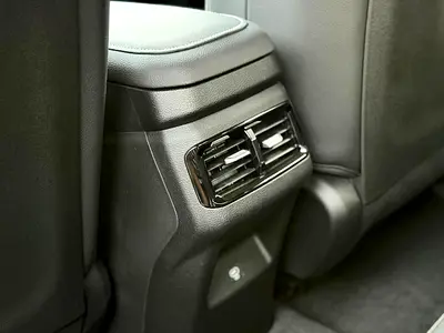 صورة 15 لـ 2025 KIA K3