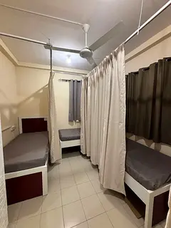 ONLY READY TO MOVE | INDIAN EXECUTIVE 4 SHARING ONLY | ATTACHED WASHROOM !NEW FURNISHED !!!✨