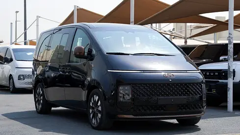 2023 Hyundai Staria Premium GCC Specs - Like New